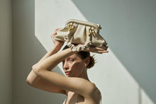 Load image into Gallery viewer, Cloud Top Handle Bag - Beige
