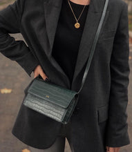 Load image into Gallery viewer, Julia Acrylic Chain Crossbody Bag - Dark Green Croc
